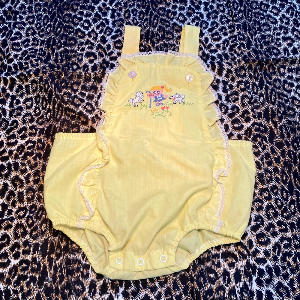 😻 3 for $13 24M Vintage Baby Outfit